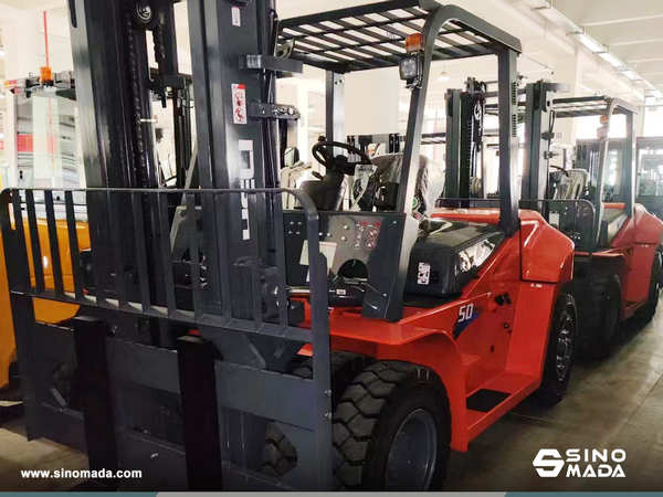 Saudi Arabia - 4 Units HELI CPCD50 Forklift & HELI CPCD100 Forklift