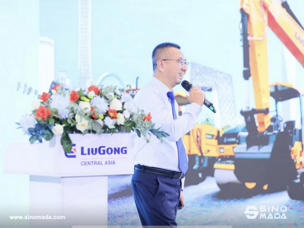 LIUGONG Central Asia Company Held The First Customer Festival