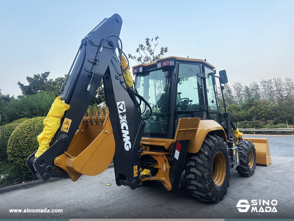 Mexico - 1 Unit XCMG XC870K Backhoe Loader